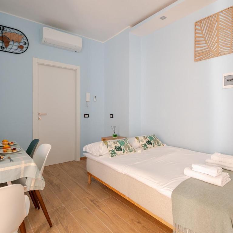 Quiet & Modern - Near Metro, 15 min to Duomo - One-Bedroom Apartment - 7