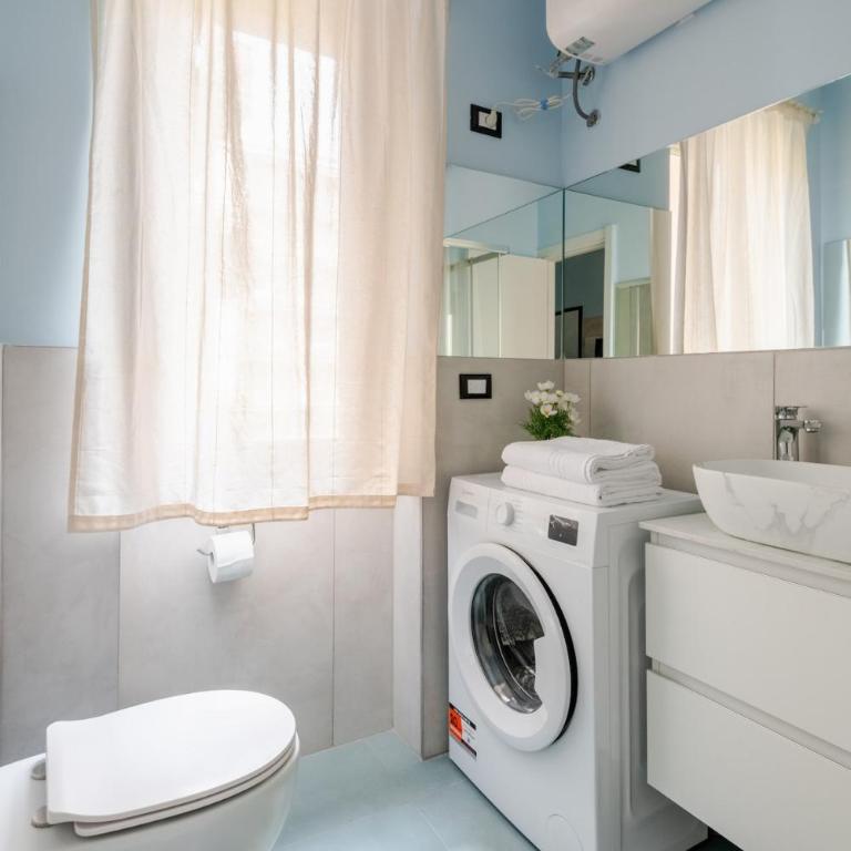 Quiet & Modern - Near Metro, 15 min to Duomo - One-Bedroom Apartment - 13