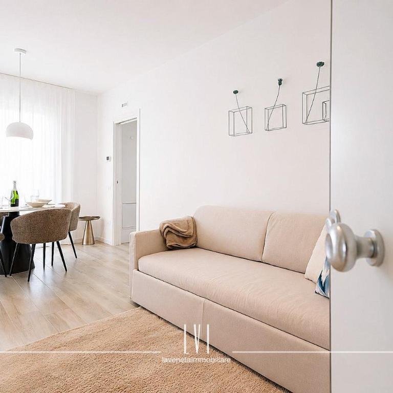 Be White - bilocale con posto spiaggia - Appartamento con 1 Camera da Letto - 2