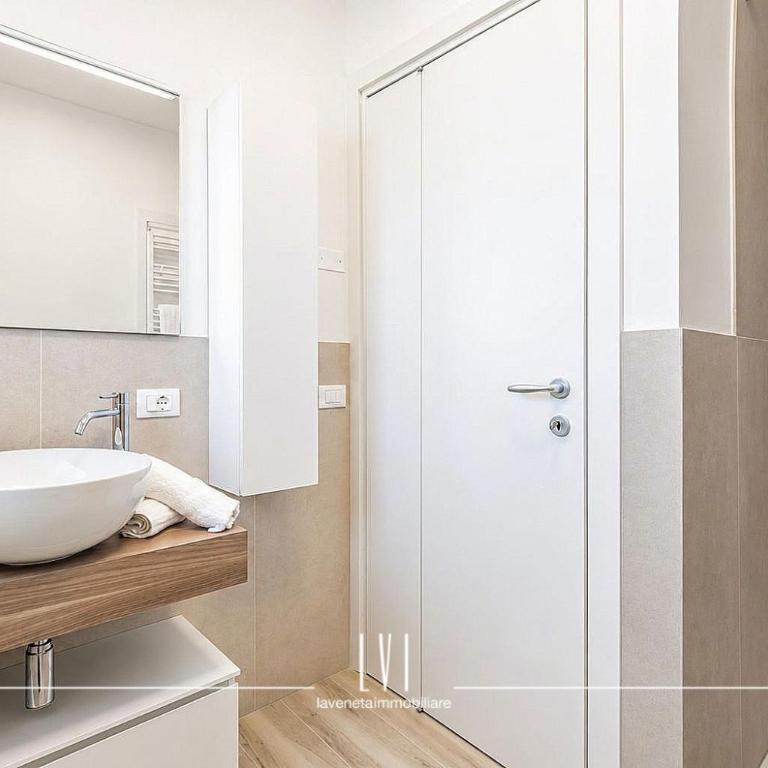 Be White - bilocale con posto spiaggia - Appartamento con 1 Camera da Letto - 33