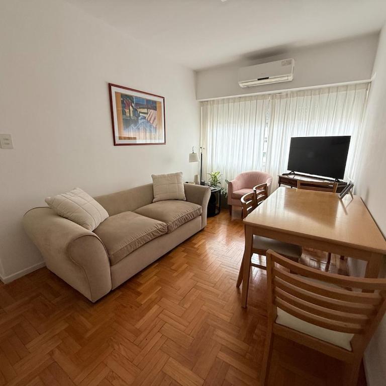 Elegantes 2 ambientes en Recoleta, zona privilegiada - Apartamento de 1 dormitorio - 9