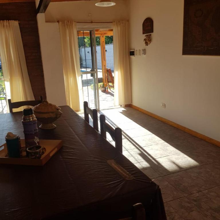Casaquinta con Parrilla, Estacionamiento y Pileta - Casa con 1 dormitorio - 9
