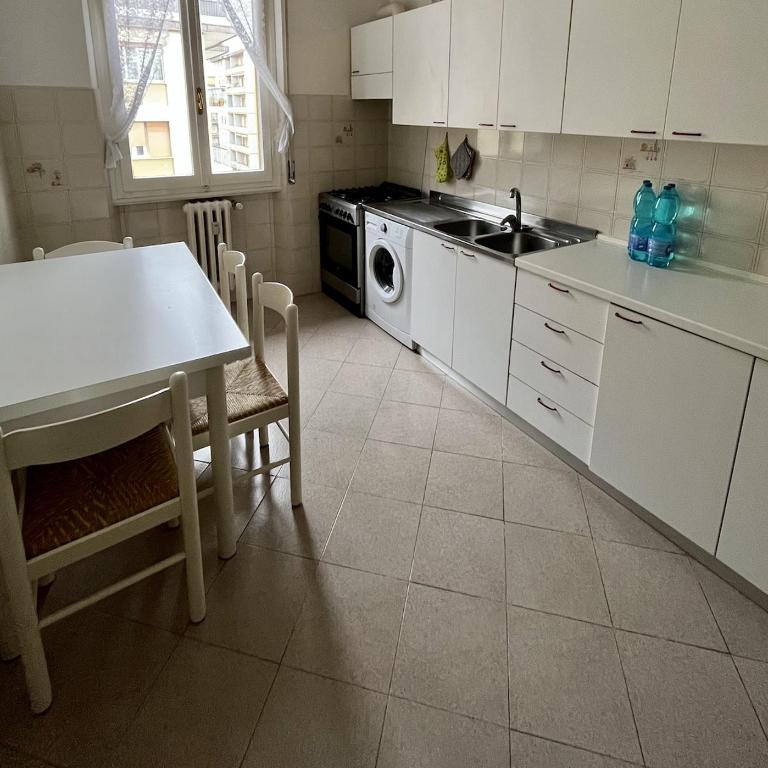 Central apartment in Florence - Appartamento con 2 Camere da Letto - 2