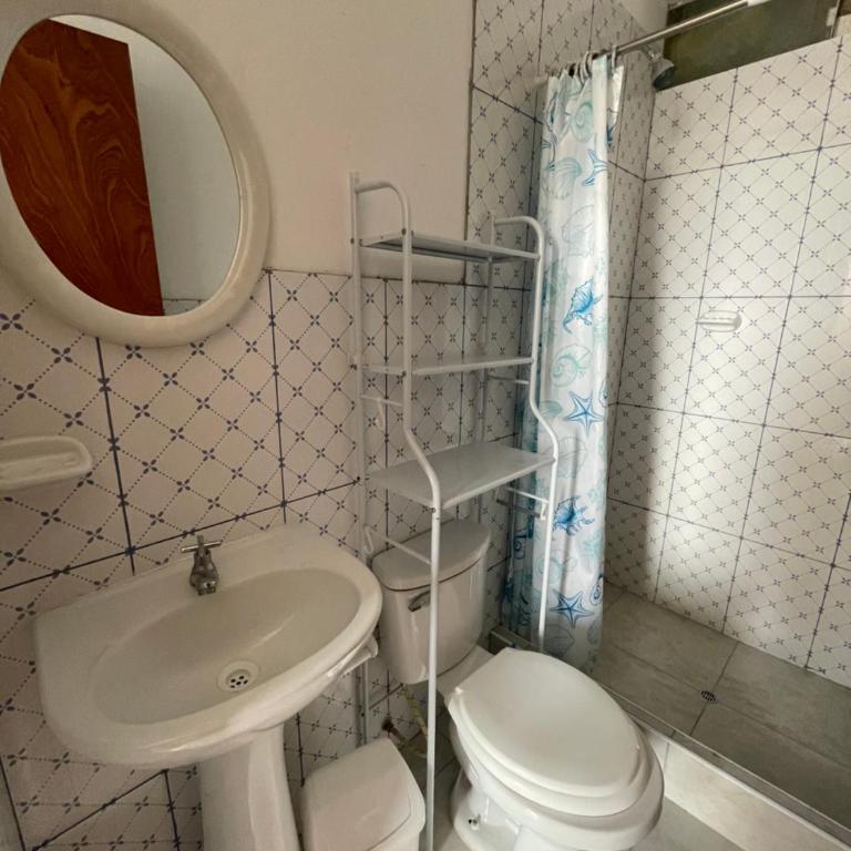 Hospedaje vista del sur paracas - Double Room with Private Bathroom - 5