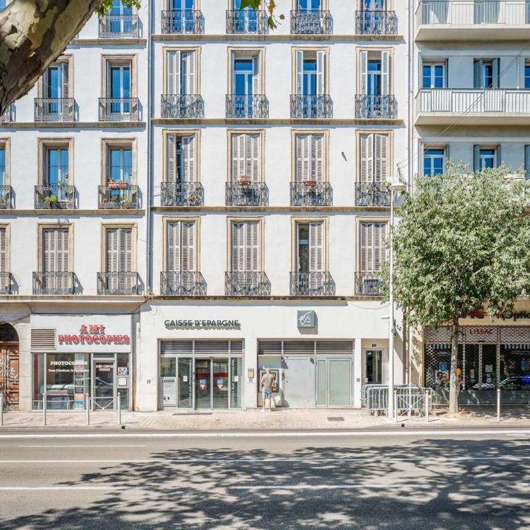 Spacieux appartement - Le Haussmann - Superior Apartment mit Stadtblick - 16
