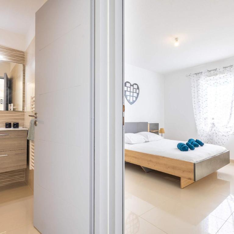 Agréable appartement pour 4 personnes à 150m de la plage - Appartement - 9