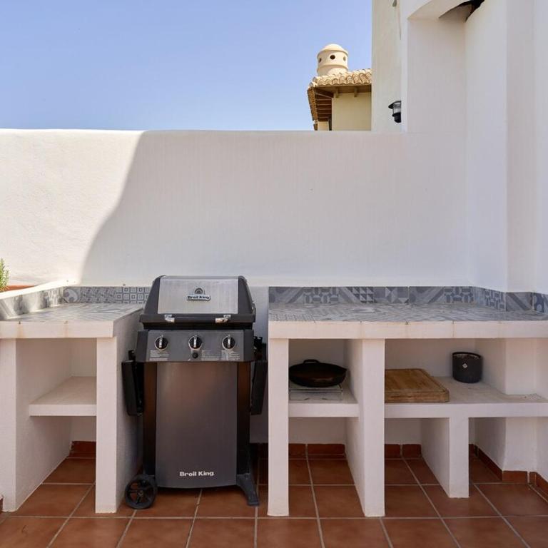 Sunny Sea View Condo with Private Patio, Shared Pool, Amazing Views, Full Kitchen - Two-Bedroom Apartment - 3