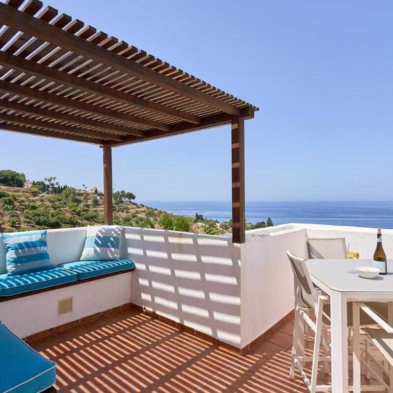 Sunny Sea View Condo with Private Patio, Shared Pool, Amazing Views, Full Kitchen - Two-Bedroom Apartment - 59