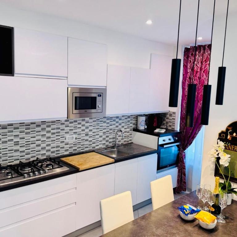 Nice apartment in the historic center - Appartamento con 2 Camere da Letto - 28