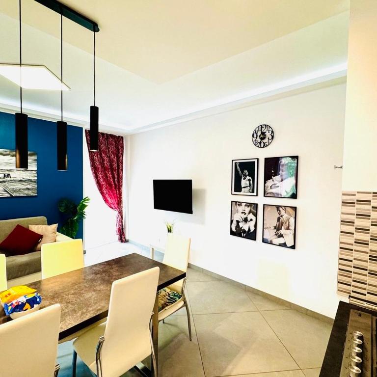 Nice apartment in the historic center - Appartamento con 2 Camere da Letto - 45