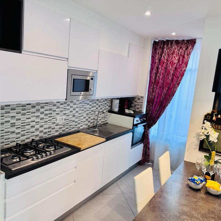 Nice apartment in the historic center - Appartamento con 2 Camere da Letto - 56