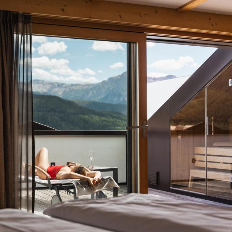 Granpanorama Hotel StephansHof - Panorama Suite mit Terrasse, Bergblick, Sauna und Whirlpool - 4