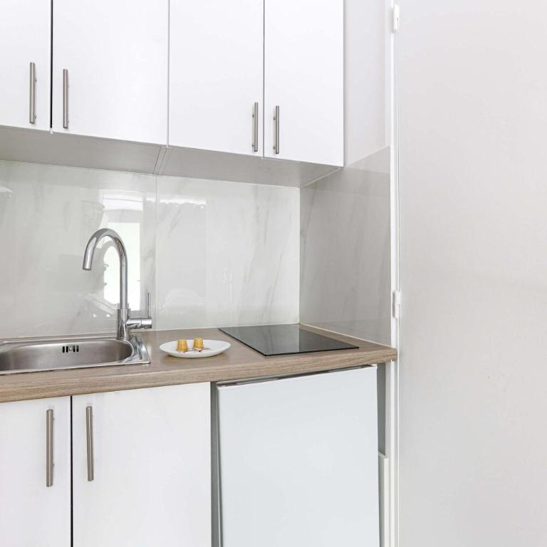 Studio Cosy Canal Saint-Martin - Appartement - 9