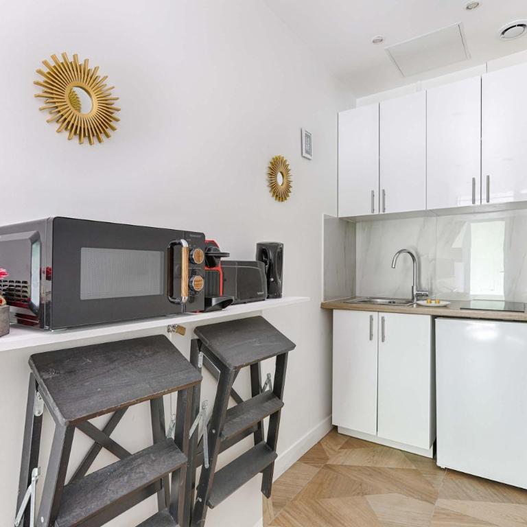 Studio Cosy Canal Saint-Martin - Appartement - 12