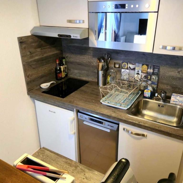 Accommodation just a stone's throw from the sea - Appartement - 3