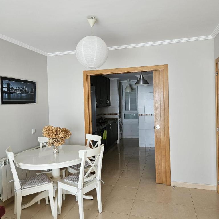 Apartamento Concepción Arenal Foz - Apartamento de 3 dormitorios - 8