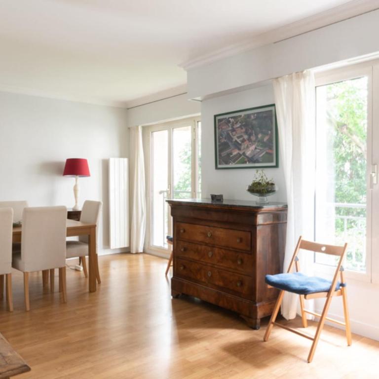 Charmant Appartement à côté du Trocadéro - Appartement - 14