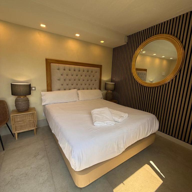 LA ALDEA SOÑADA - Habitación Doble con terraza - Planta baja - 4