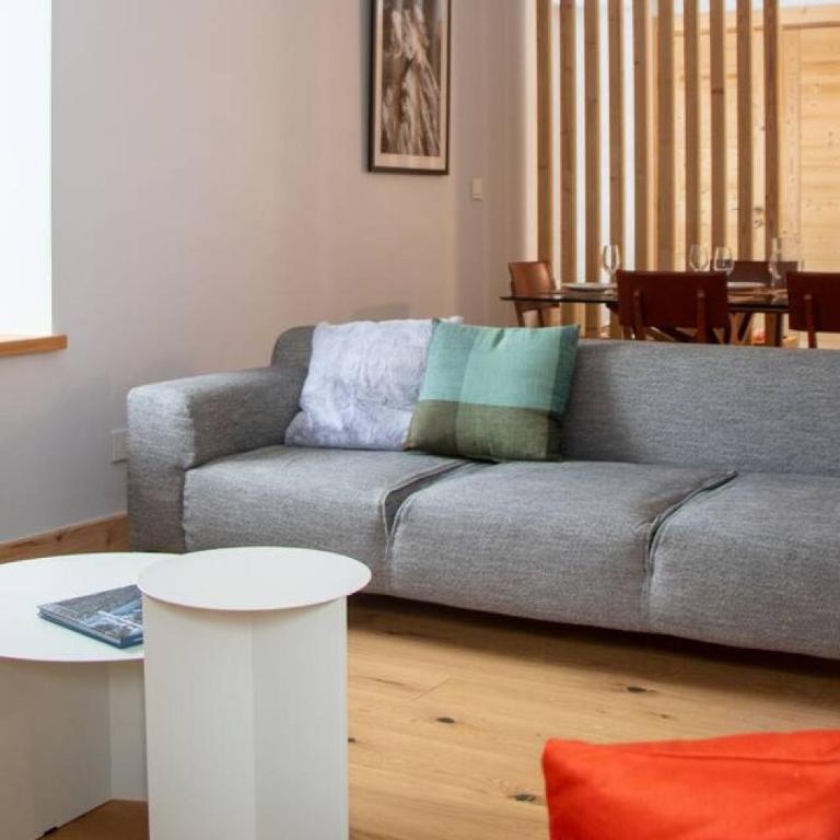 Appartement T4 spacieux avec balcon aux pieds des sentiers avec vue sur les montagnes - Jusqu'à 8 personnes - Apartment mit 3 Schlafzimmern und Bergblick - 45