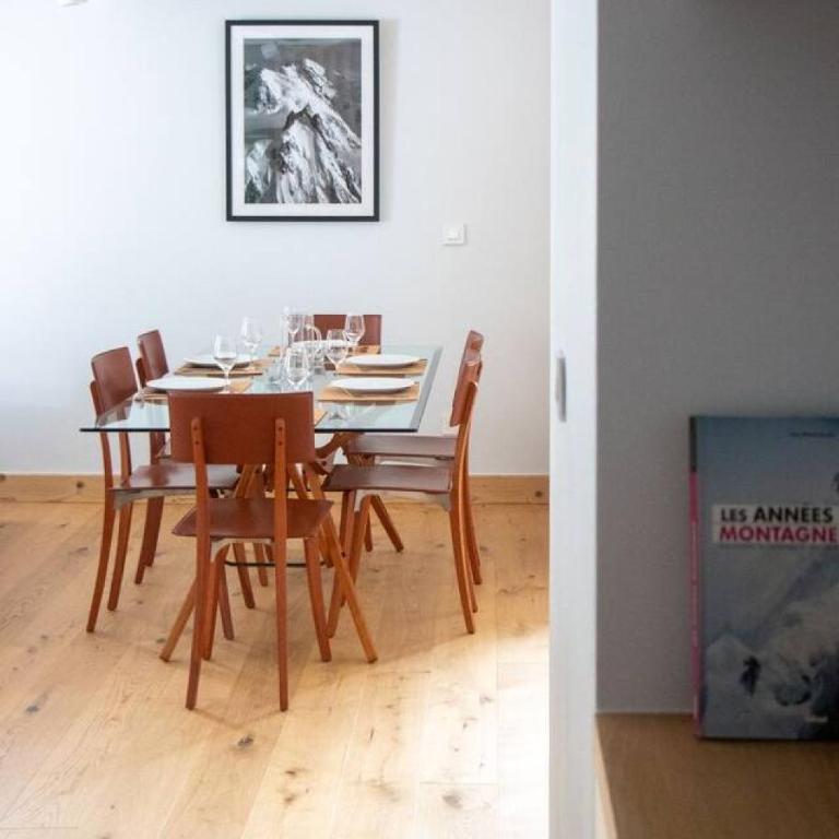 Appartement T4 spacieux avec balcon aux pieds des sentiers avec vue sur les montagnes - Jusqu'à 8 personnes - Apartment mit 3 Schlafzimmern und Bergblick - 59
