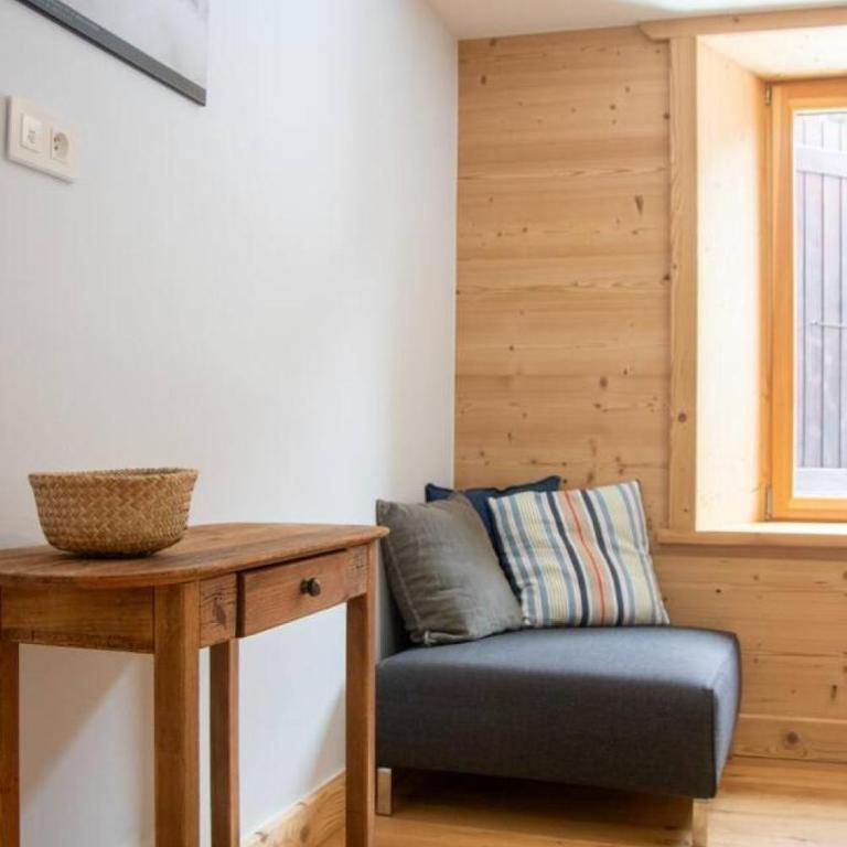 Appartement T4 spacieux avec balcon aux pieds des sentiers avec vue sur les montagnes - Jusqu'à 8 personnes - Apartment mit 3 Schlafzimmern und Bergblick - 68