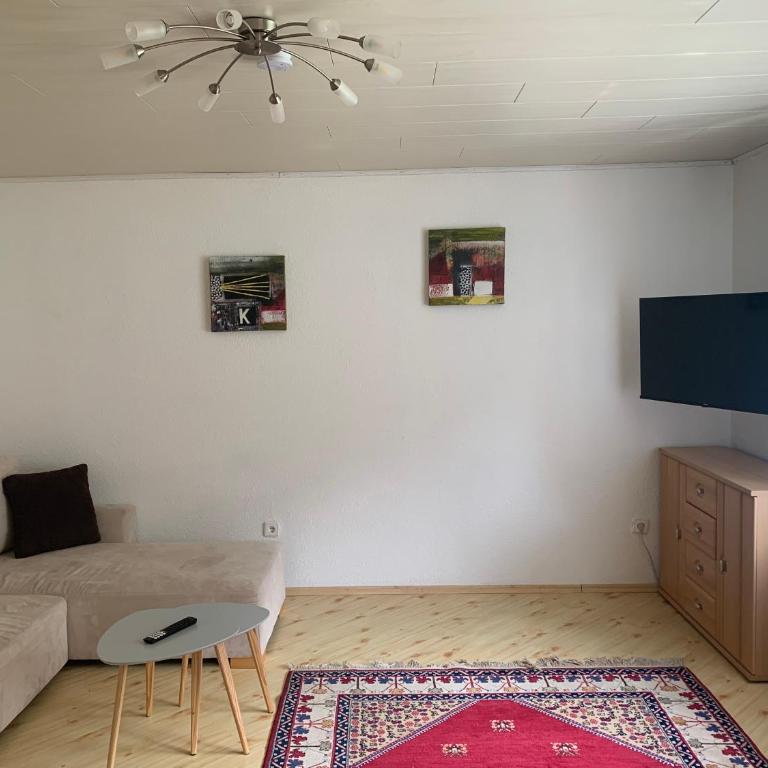 Ferienwohnung mit Garten und Bergblick - Apartment mit 2 Schlafzimmern - 9
