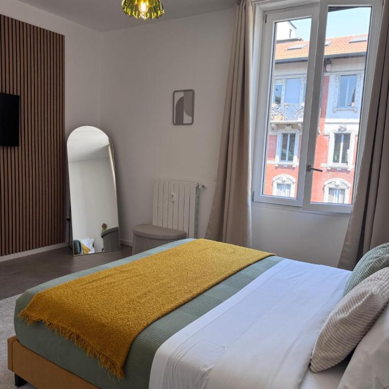 Charming 2 Bed room apartment with private Baths in City Center - Appartamento Deluxe con 2 Camere da Letto e Balcone - 2