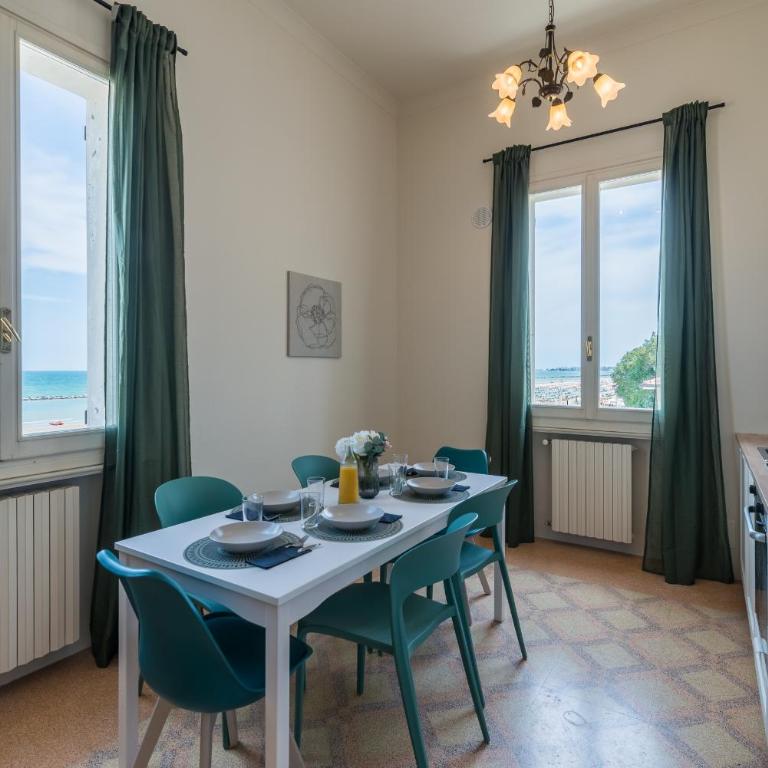 Residence Bologna - Two-Bedroom Apartment with Sea View - 39