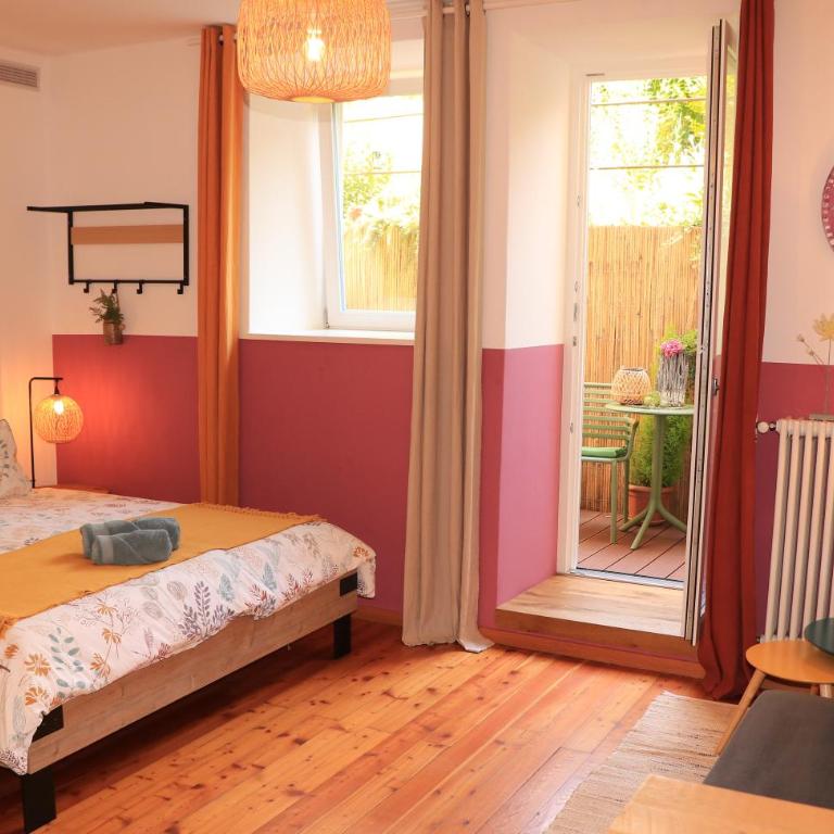 Studio Anna - ideal für Paare, Meran Zentrum, Privatparkplatz, im Sommer angenehm kühl - One-Bedroom Apartment - 3