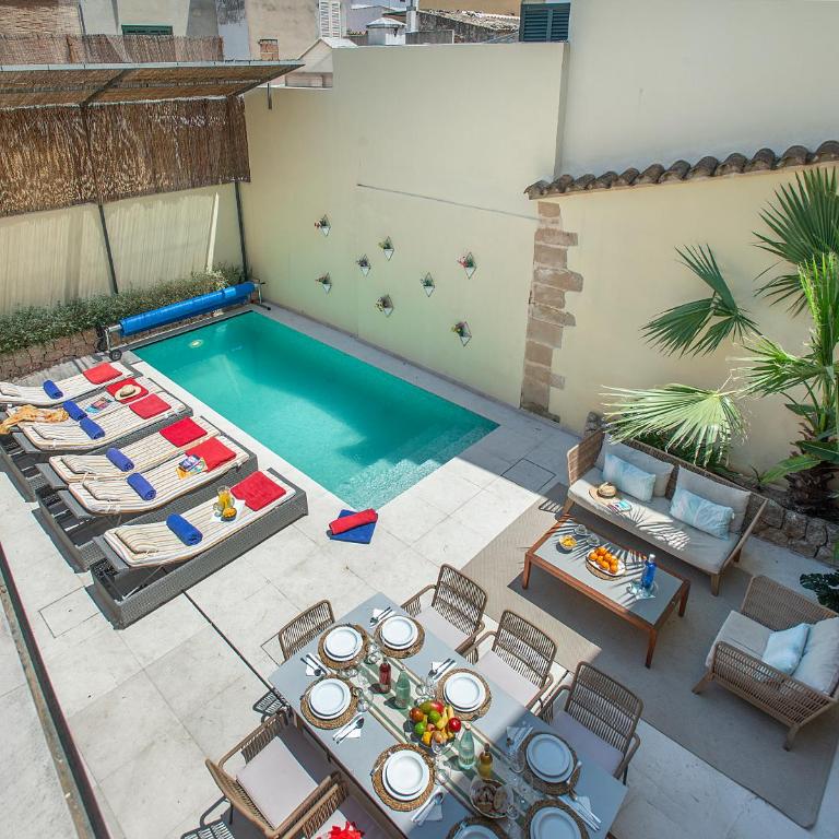 Owl Booking Villa Alvarez - 5 Min Walk to Old Town Center - Deluxe Villa - 12