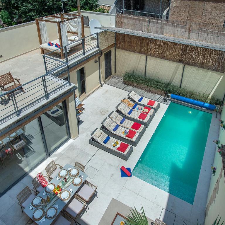 Owl Booking Villa Alvarez - 5 Min Walk to Old Town Center - Deluxe Villa - 3