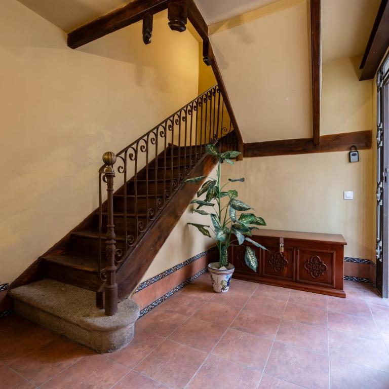 Patio in the Heart of Toledo , Pets , Family - Apartamento de 3 dormitorios - 54