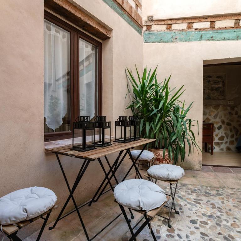 Patio in the Heart of Toledo , Pets , Family - Apartamento de 3 dormitorios - 24