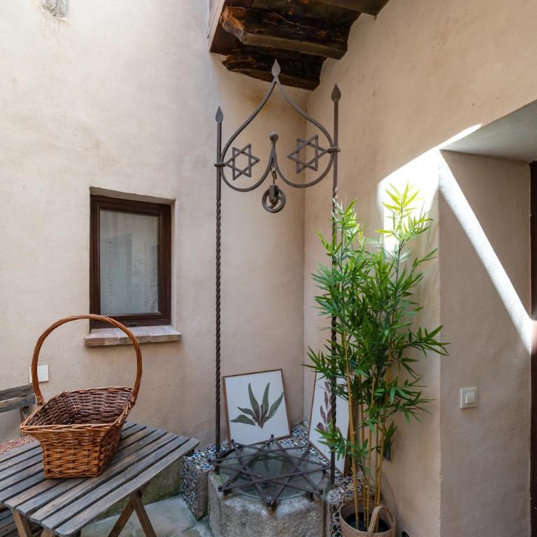 Patio in the Heart of Toledo , Pets , Family - Apartamento de 3 dormitorios - 28