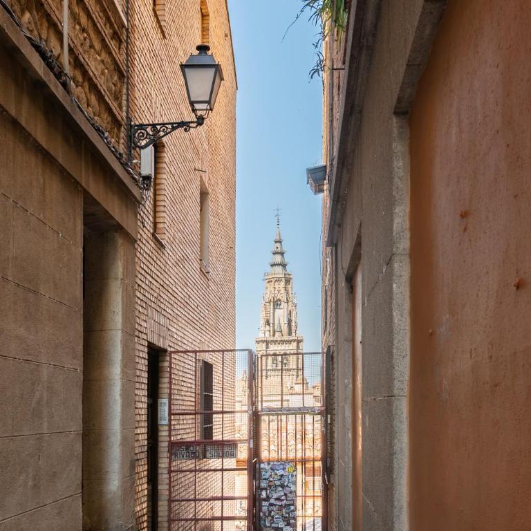 Patio in the Heart of Toledo , Pets , Family - Apartamento de 3 dormitorios - 35