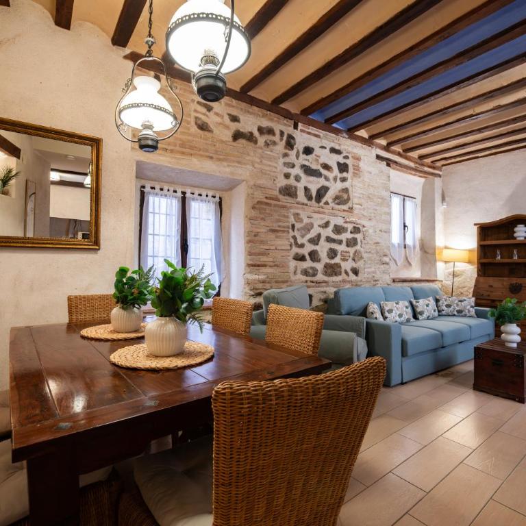 Patio in the Heart of Toledo , Pets , Family - Apartamento de 3 dormitorios - 36