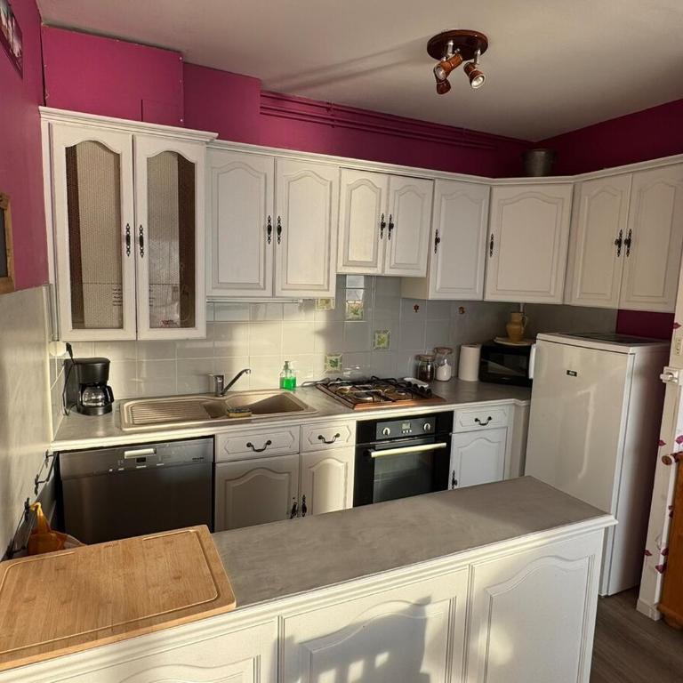 Appartement face MER, 2 chambres, proche commerces - Appartement 2 Chambres - 11