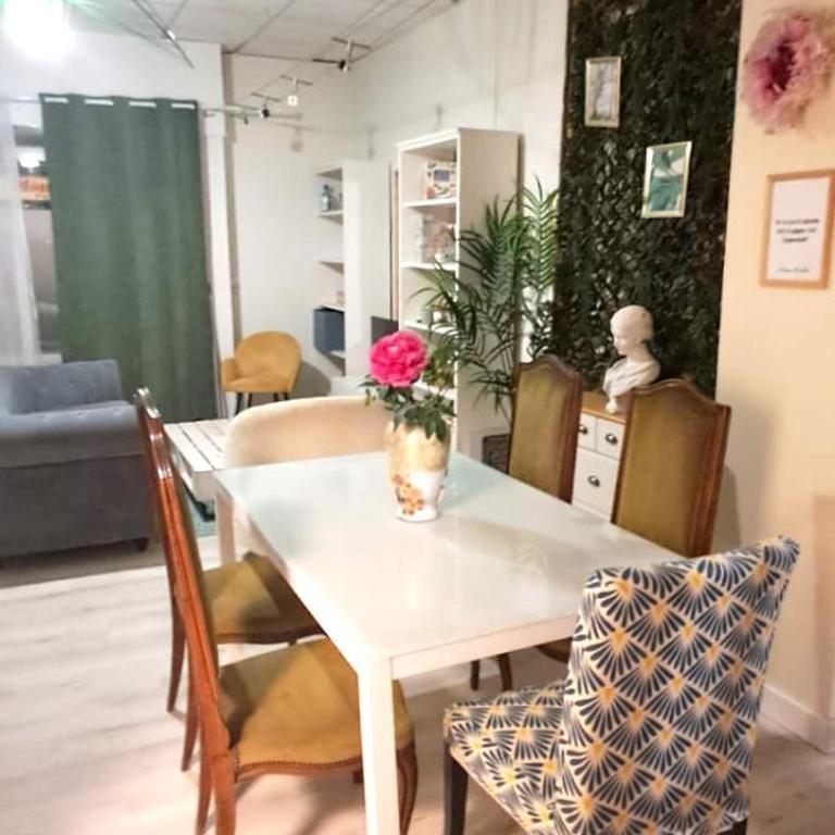 New! Cosy Plume Art- T3 - Centre ville - Quartier Halles de Pau - Appartement 3 Chambres Deluxe - 6