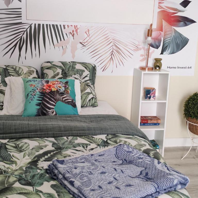 New! Cosy Plume Art- T3 - Centre ville - Quartier Halles de Pau - Appartement 3 Chambres Deluxe - 1