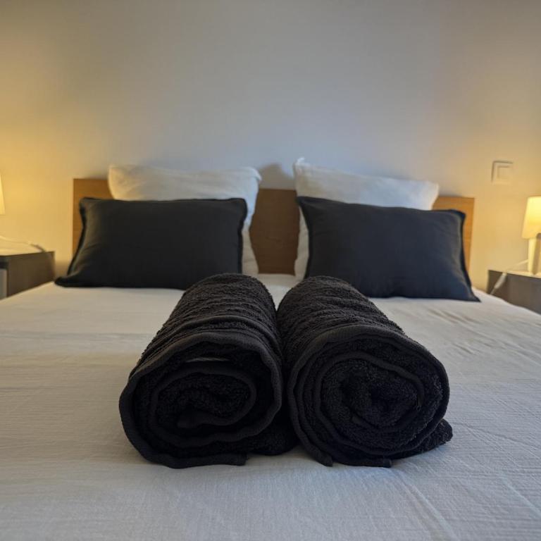 Beautiful, absolutely quiet apartment with WiFi and TV - Apartamento de 2 dormitorios - 9