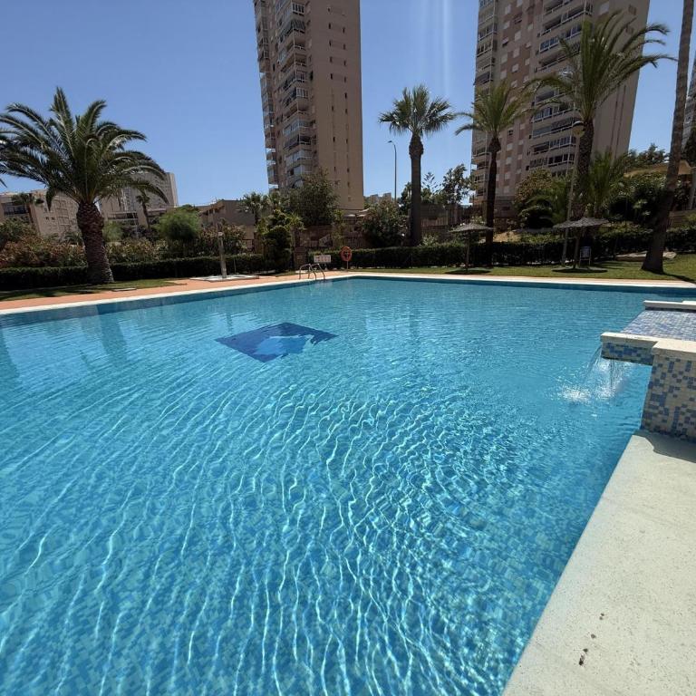 Amplio apartamento con vistas al mar y piscinas en El Campello by Turihome - Apartamento - 12