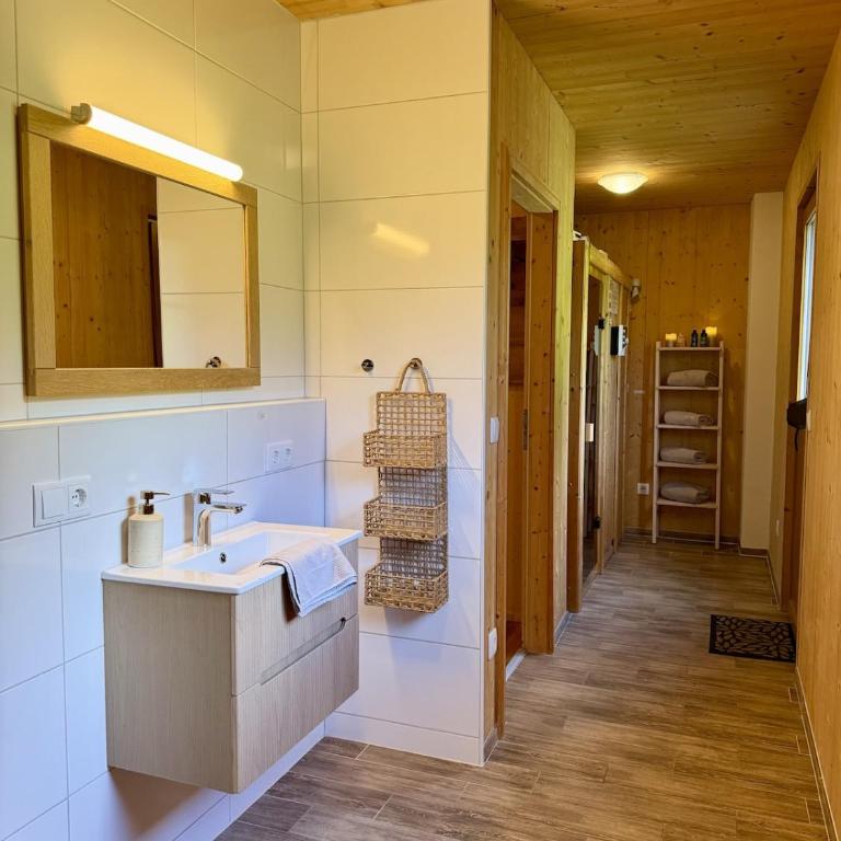 Hideaway Chalets Loser - 1 by AA Holiday Homes - Chalet - 20