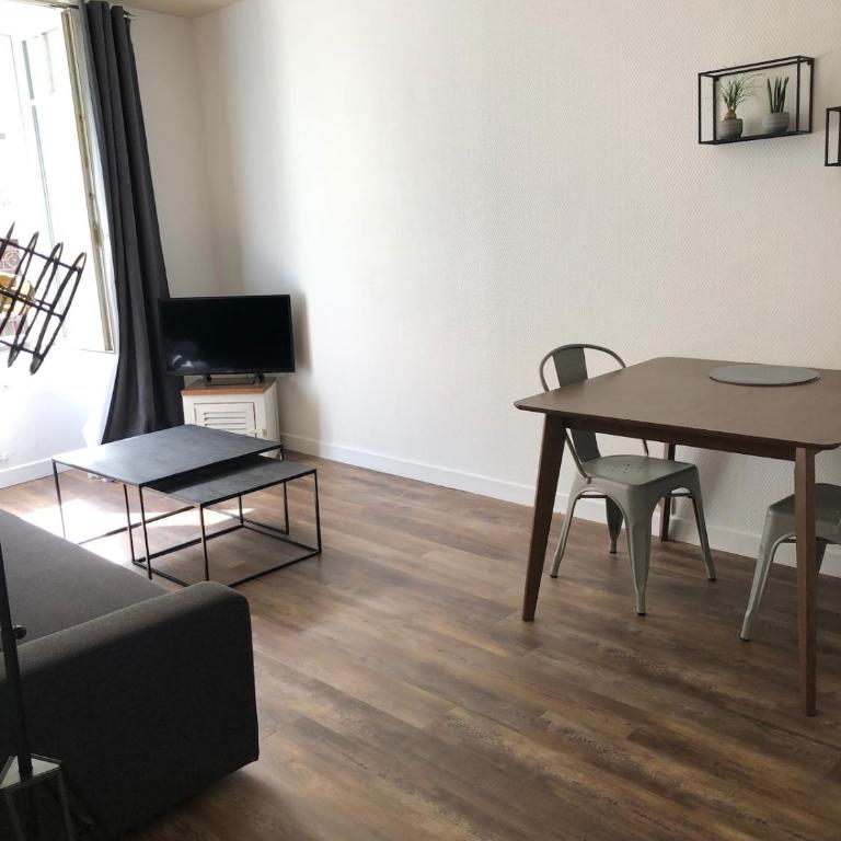 Appartement T2 centre-ville de Nantes - Appartamento con 2 Camere da Letto - 5