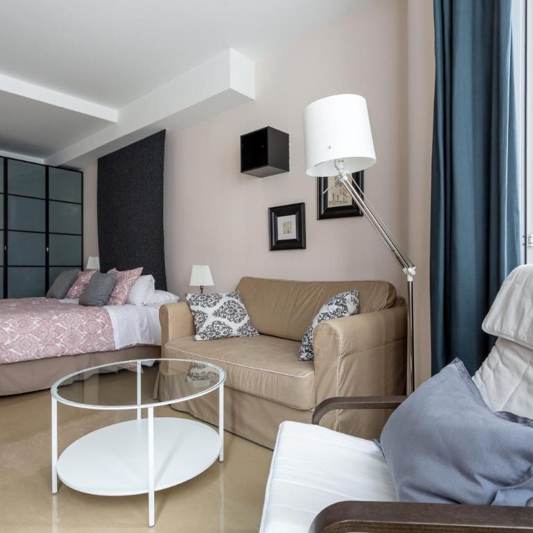 Apartamentos Edificio Constitución - Estudio (3 adultos) - Calle Adolfo Rodríguez Jurado, 8, 4ª planta - 13