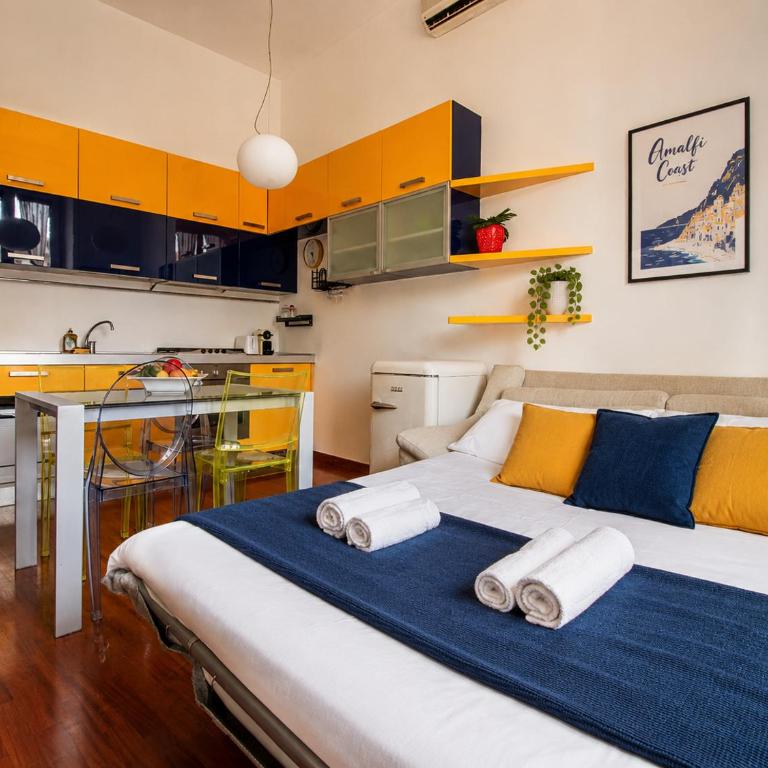 Central Station 5 min - Double bed Caiazzo 4 guests Wifi - Appartamento con 1 Camera da Letto - 18