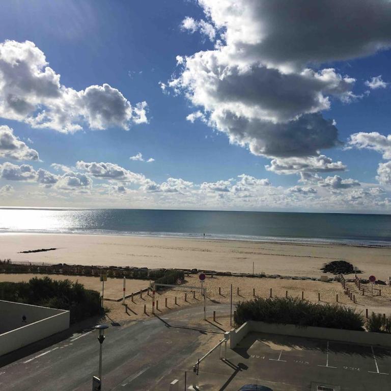 Charmant studio vue sur mer aux pieds de la plage - Appartement 1 Chambre - 1