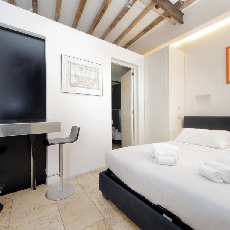 Oro - One-Bedroom Apartment - 3