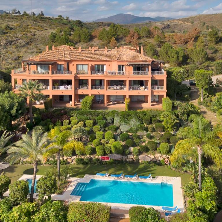 Royal Luxury Apartment - Sea Views & Free Parking - Appartamento con 2 Camere da Letto, Terrazza e Vista Mare - 65