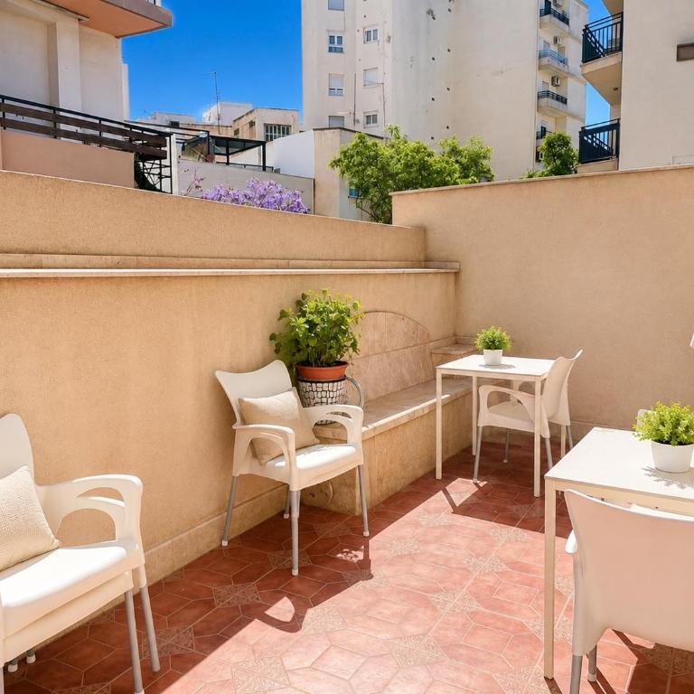 Urban City Apartaments - Appartamento Deluxe con 2 Camere da Letto e Balcone - 31