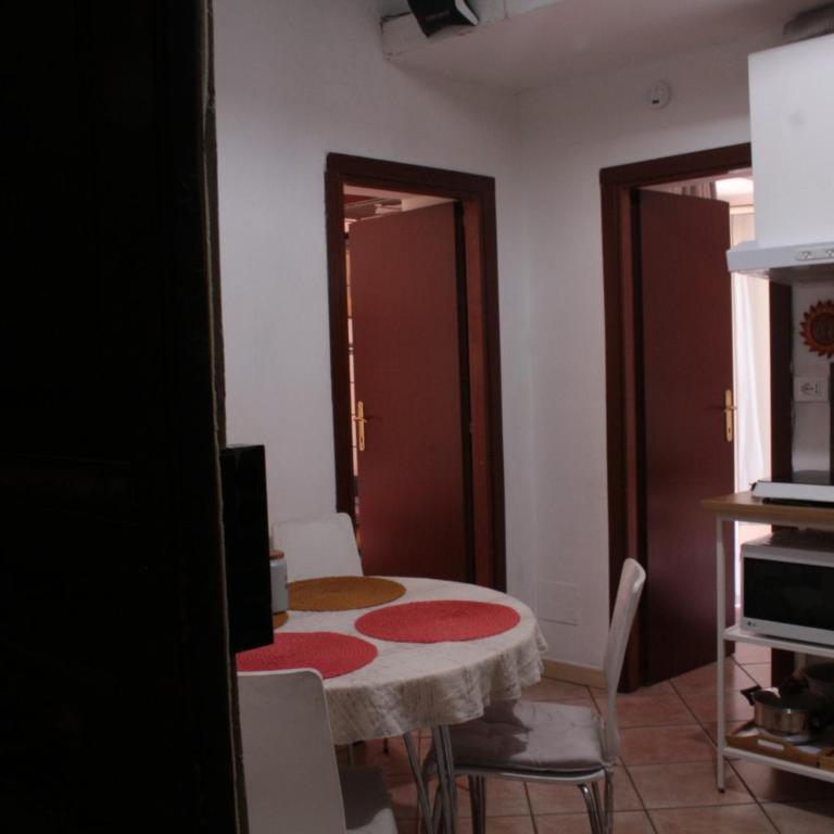 Hazelrome apartment - Two-Bedroom Apartment - 5
